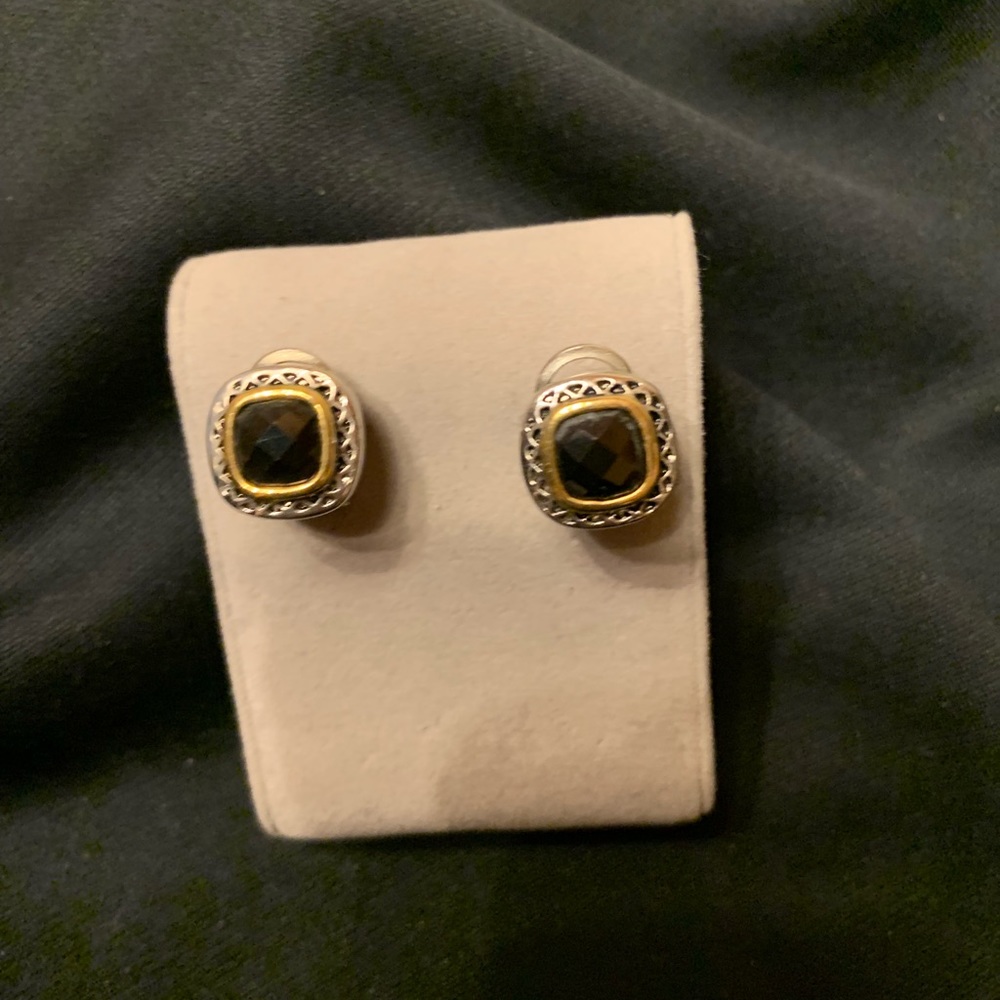 Black / Gold /Silver studs